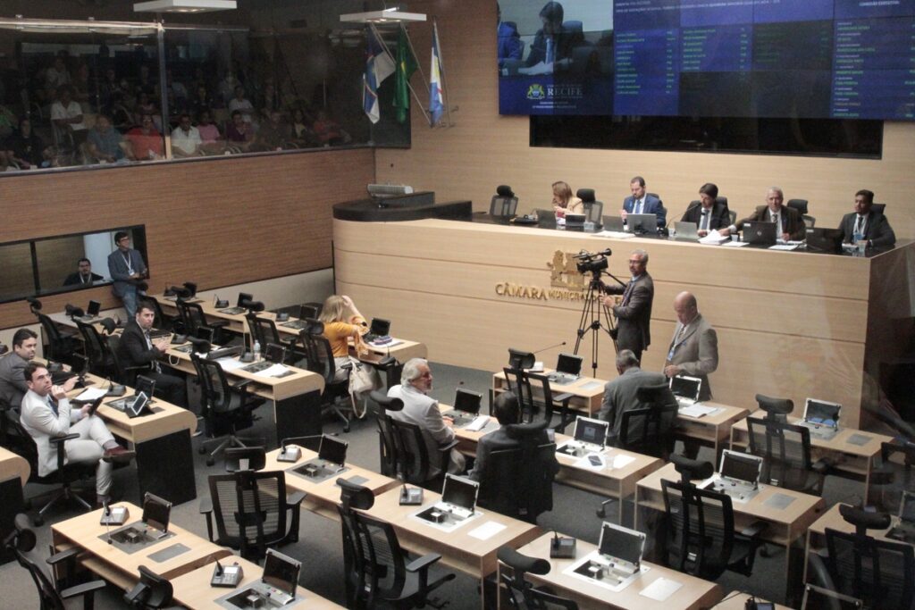 Câmara Municipal de Recife Aprova Bônus para Servidores da Educação Imagem do artigo