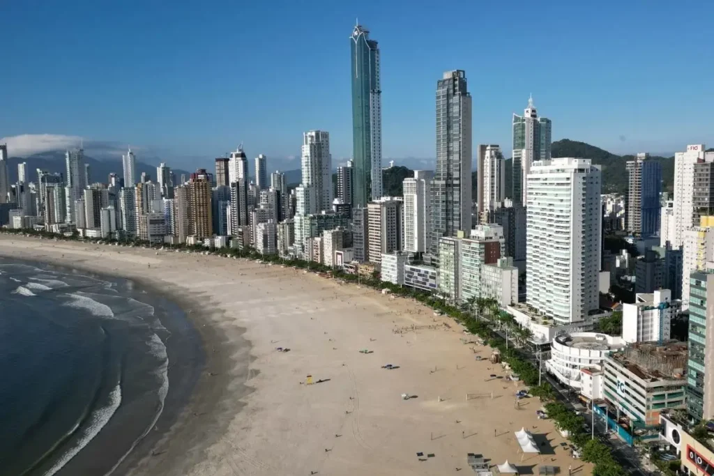 Descubra as Tarifas de Pedágio para Balneário Camboriú: Valores Até R$ 145