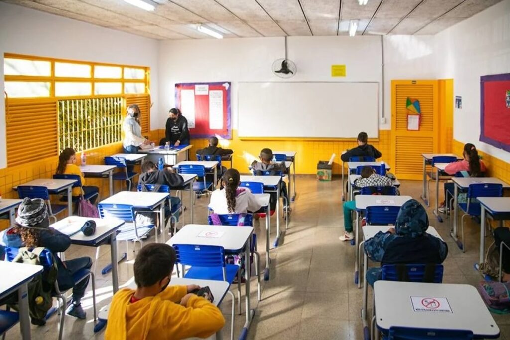 GDF Nomeia 3 Mil Professores para a Educação Básica: Confira a Lista GDF Nomeia 3 Mil Professores para a Educação Básica: Confira a Lista