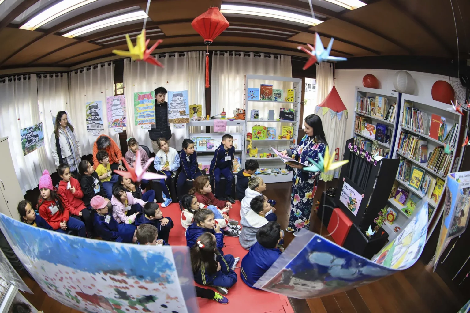 Leitura Semanal nas Escolas de Curitiba: Uma Iniciativa Transformadora