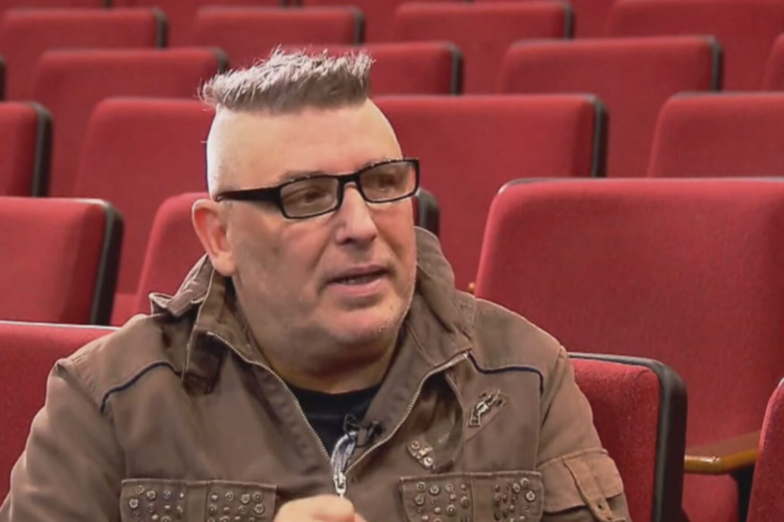 Morre Maurício Vogue, Ícone da Cultura Paranaense aos 59 Anos