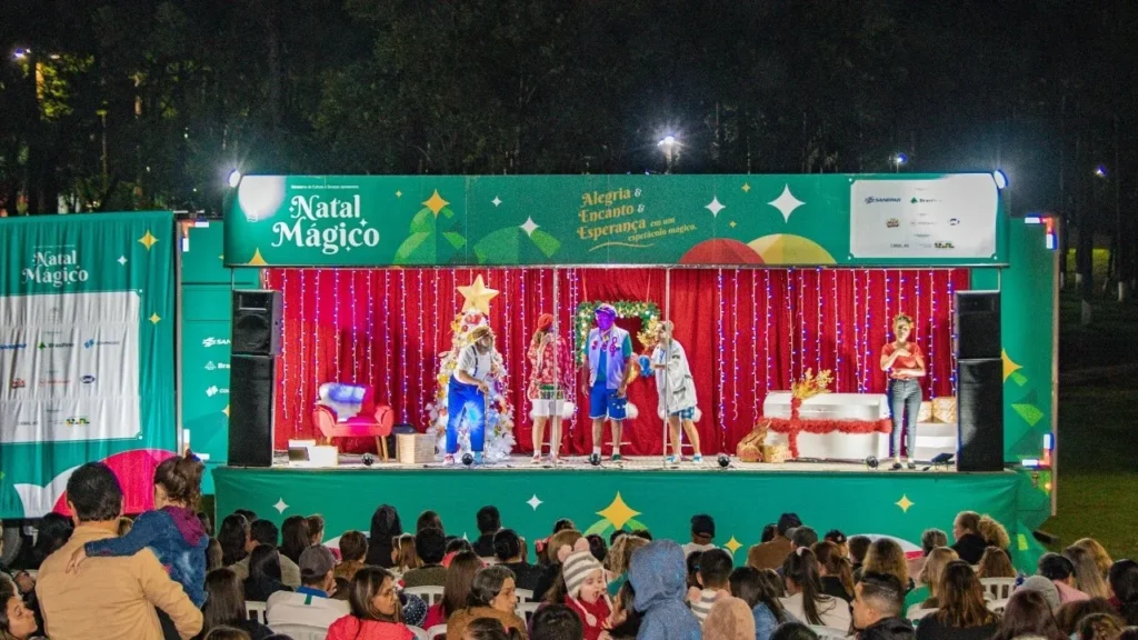 Natal Mágico: Grupo Lanteri Leva Encanto e Tradição a Praças do Paraná