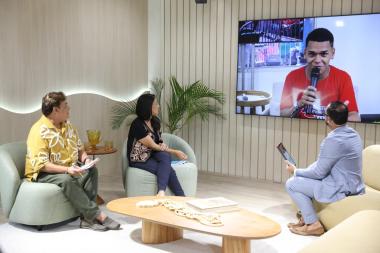 TV Conexões Inaugura Novo Estúdio e Lança Programa de Entrevistas Impactante TV Conexões Inaugura Novo Estúdio e Lança Programa de Entrevistas Impactante