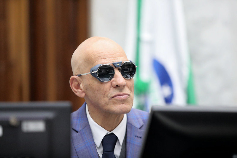 Helinho Pimentel Recebe Título de Cidadão Benemérito do Paraná em Reconhecimento à Sua Trajetória Cultural Imagem do artigo