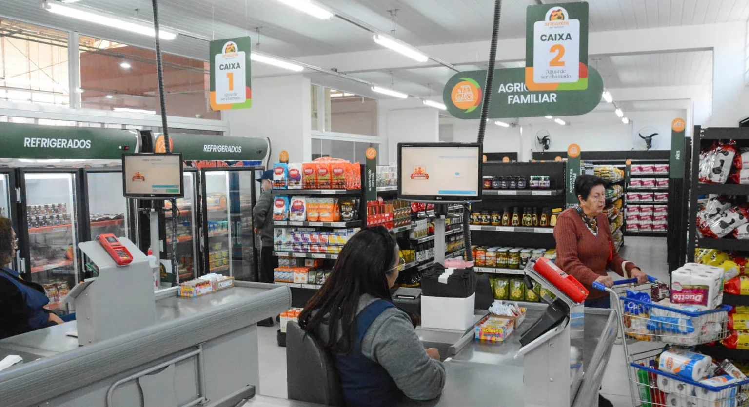 Armazéns da Família: Alimentos Básicos a Preços Acessíveis em Curitiba Armazéns da Família: Alimentos Básicos a Preços Acessíveis em Curitiba