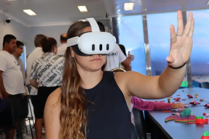 Carreta da Inovação Leva Tecnologia ao Litoral Paranaense Durante o Verão Maior Paraná Carreta da Inovação Leva Tecnologia ao Litoral Paranaense Durante o Verão Maior Paraná