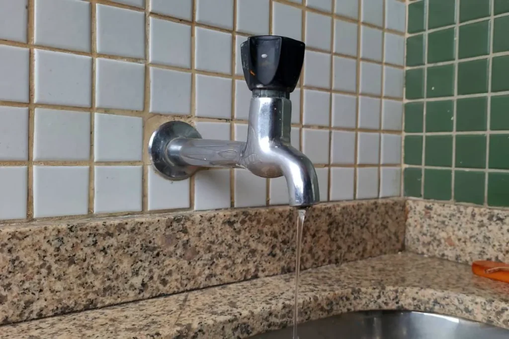 Crise Hídrica em Guaratuba: MP Investiga Abastecimento de Água na Temporada