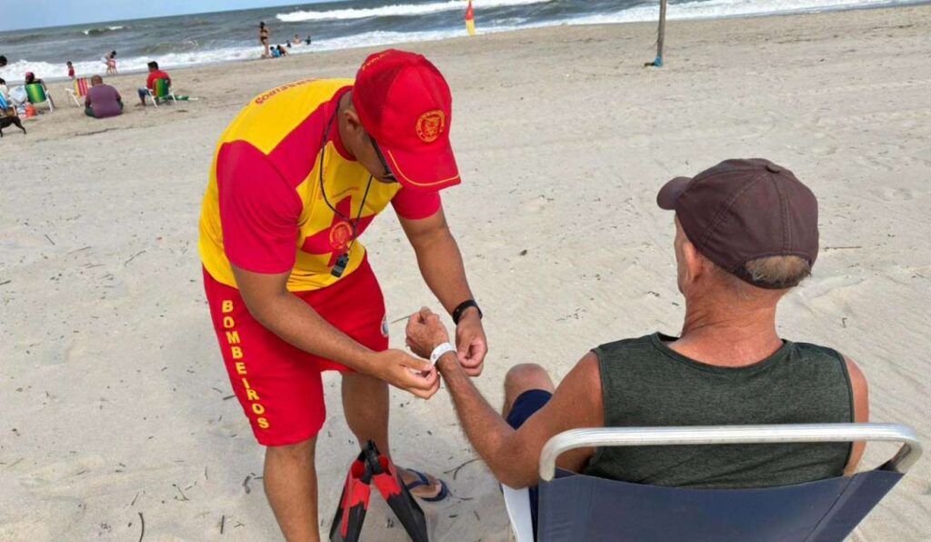 Cuidados Essenciais para Idosos nas Praias do Paraná: Dicas dos Bombeiros