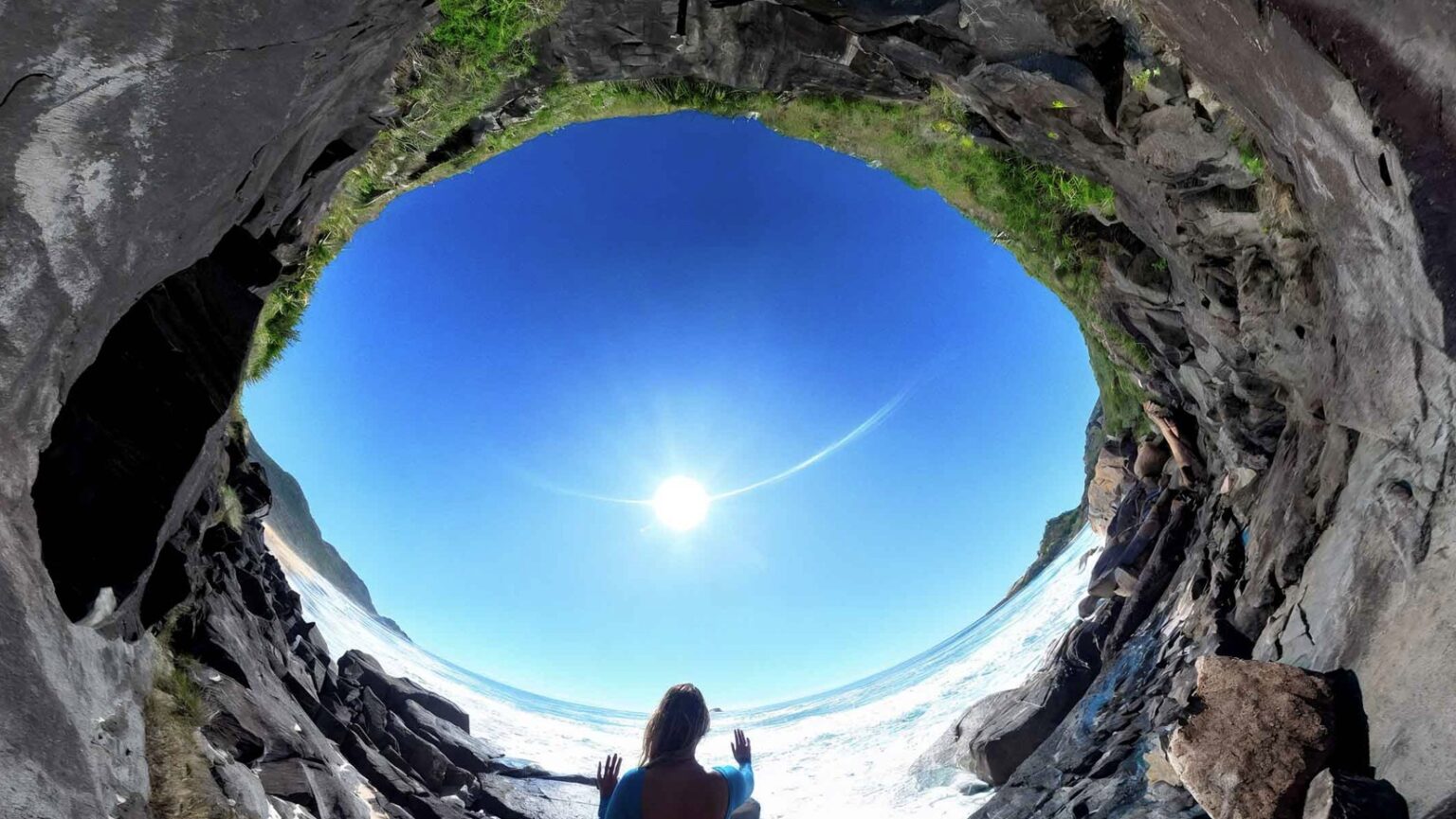 Exposição 'Entre Águas e Terras': Uma Reflexão Ambiental na FCC