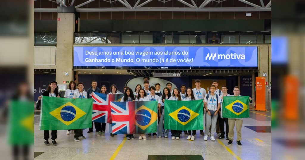 Ganhando o Mundo: 25 Estudantes do Paraná Iniciam Intercâmbio no Reino Unido