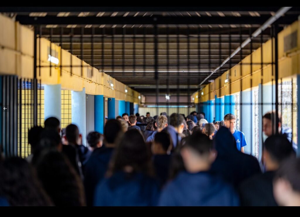 Novos Diretores das Escolas Estaduais do Paraná São Nomeados para 2024