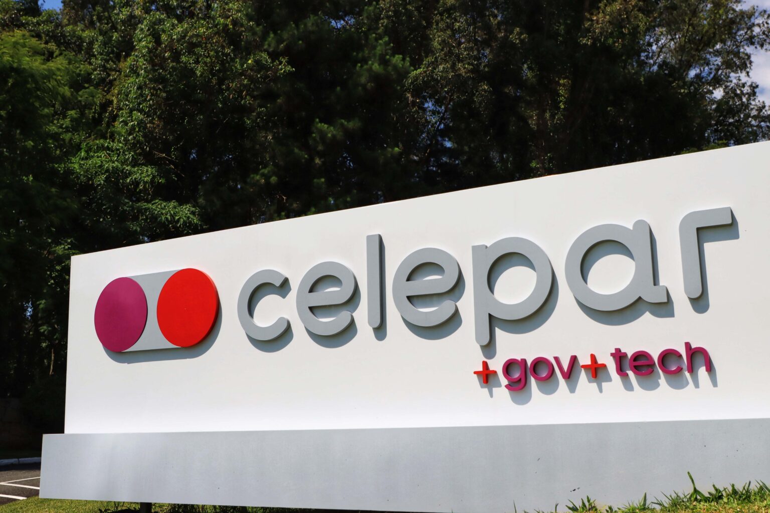 Privatização da Celepar Avança com Liberação do TCE do Paraná