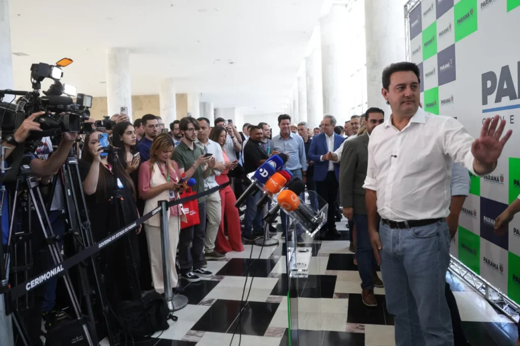 Ratinho Júnior Avança em Direção à Presidência com Iniciativa Política Estratégica