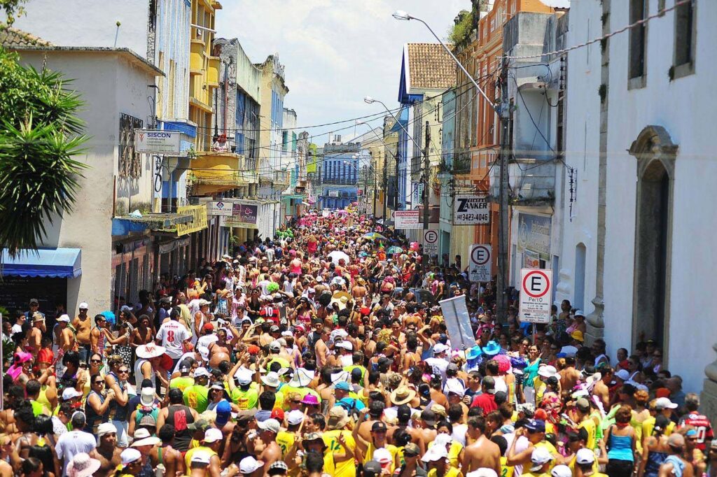 Carnaval no Paraná: Aumento nas Reservas Hoteleiras e Expectativa de Sucesso