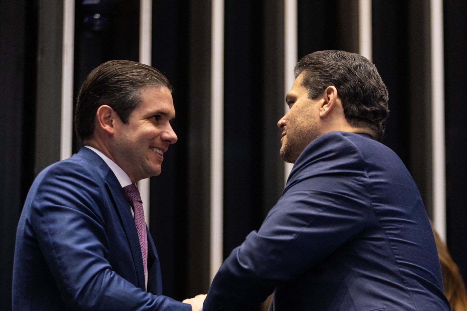 Congresso Nacional retoma trabalhos sob pressão política: prioridades incluem escala 6×1 e trabalho por aplicativo Congresso Nacional retoma trabalhos sob pressão política: prioridades incluem escala 6x1 e trabalho