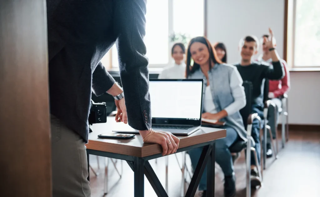 Curso de Formação para Pedagogos no Paraná: Inscrições Abertas e Como Participar