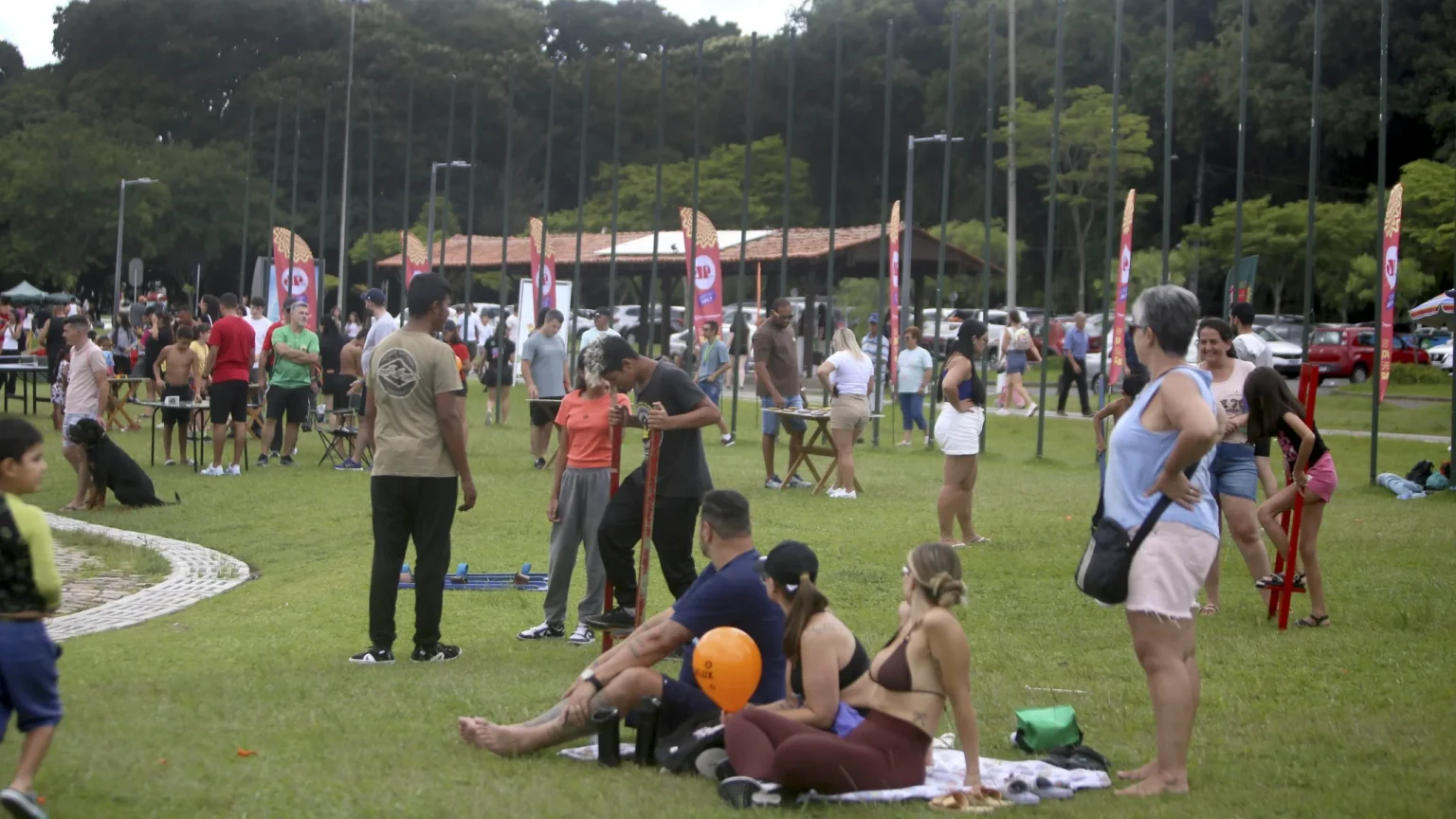 Festival Gratuito de Verão em Curitiba Promove Esporte e Lazer para Todos
