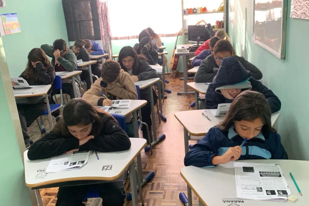 Paraná Expande Salas para Alunos Superdotados e Valoriza Educação Especializada Paraná Expande Salas para Alunos Superdotados e Valoriza Educação Especializada