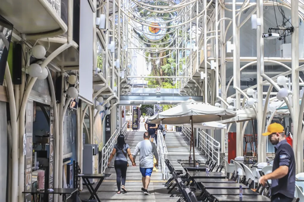 Rua 24 Horas: A Nova Era de Um Ícone de Curitiba