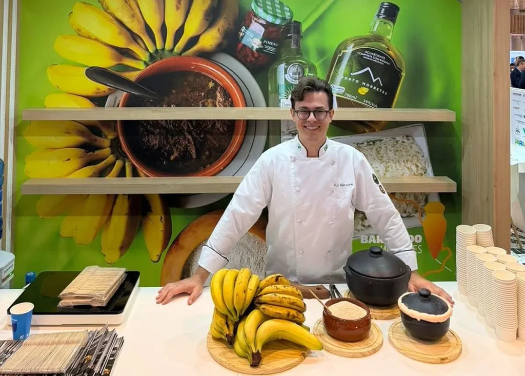 Barreado Paranaense Faz Sucesso na Maior Feira de Turismo de Portugal Barreado Paranaense Faz Sucesso na Maior Feira de Turismo de Portugal