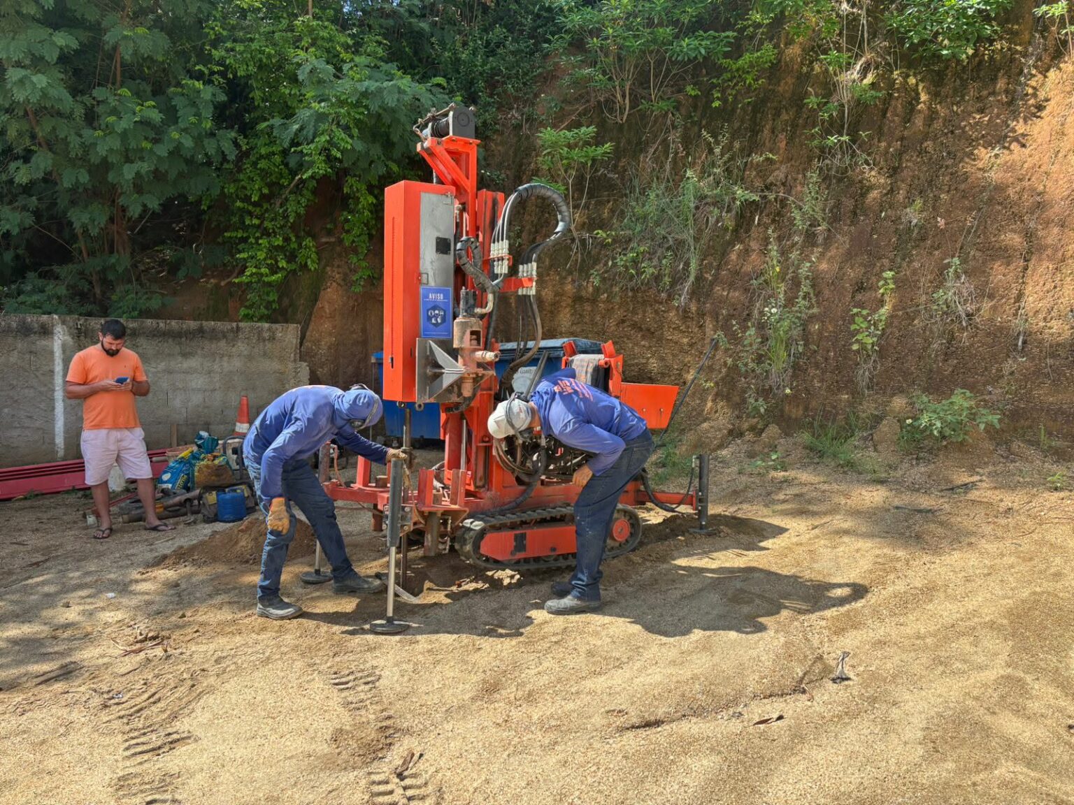 Construção da Nova Unidade de Saúde em Barra de São Francisco Começa com Sondagem do Terreno