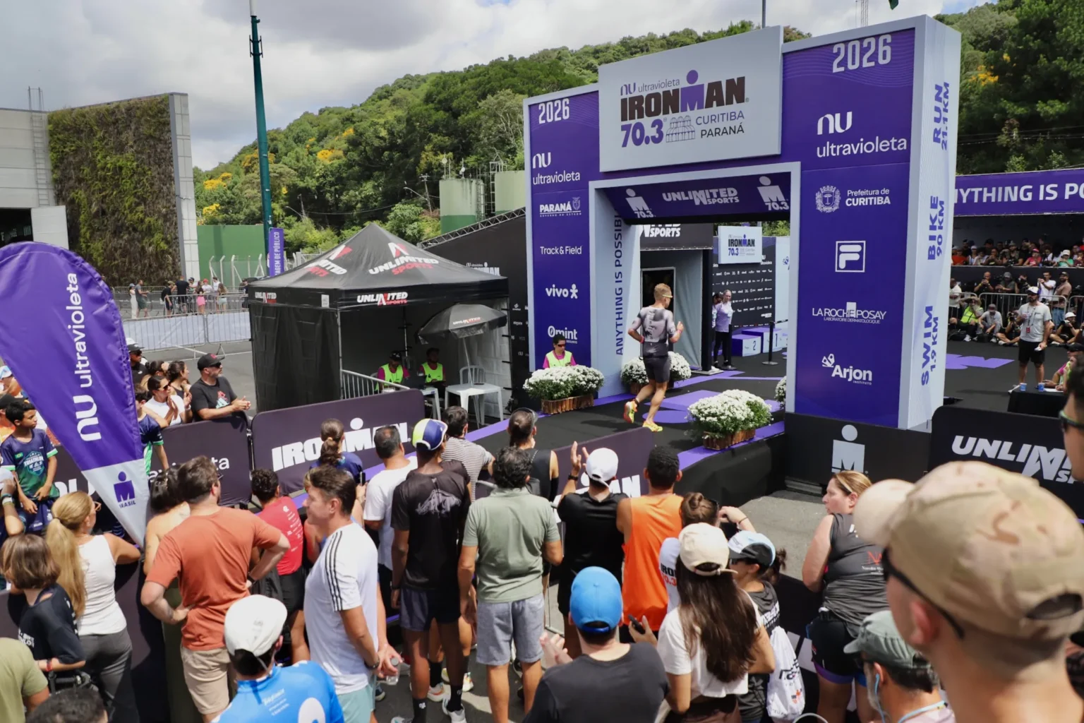 Curitiba Recebe Primeira Etapa do Ironman 70.3 com Atletas de 15 Países Curitiba Recebe Primeira Etapa do Ironman 70.3 com Atletas de 15 Países