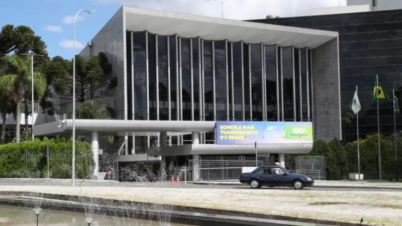 Debates na Assembleia Legislativa do Paraná: Agrotóxicos, Saúde Mental e Cultura em Foco Debates na Assembleia Legislativa do Paraná: Agrotóxicos, Saúde Mental e Cultura em Foco