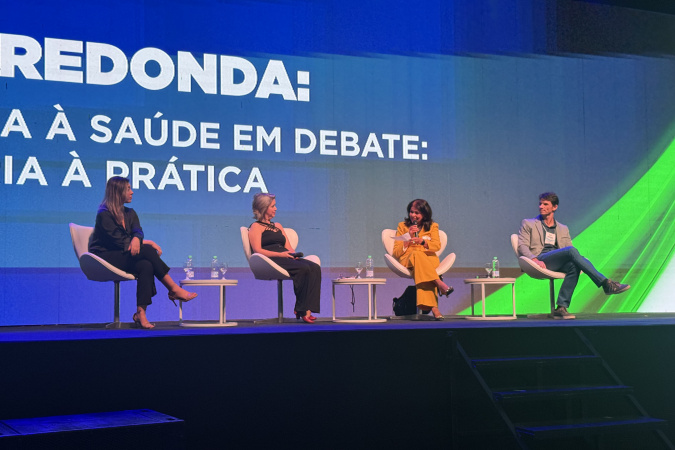 Fortalecimento da Atenção Primária à Saúde em Debate no Paraná Fortalecimento da Atenção Primária à Saúde em Debate no Paraná