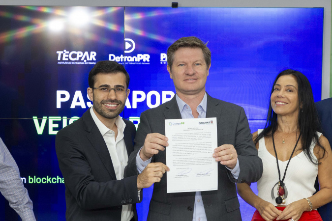 Governo do Paraná Conclui Projeto do Passaporte Veicular Digital com 3,4 Mil Veículos Tokenizados Governo do Paraná Conclui Projeto do Passaporte Veicular Digital com 3,4 Mil Veículos Tokenizados