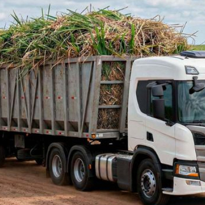 Logística 4.0: Como Tecnologia e IA Transformam o Agronegócio Logística 4.0: Como Tecnologia e IA Transformam o Agronegócio