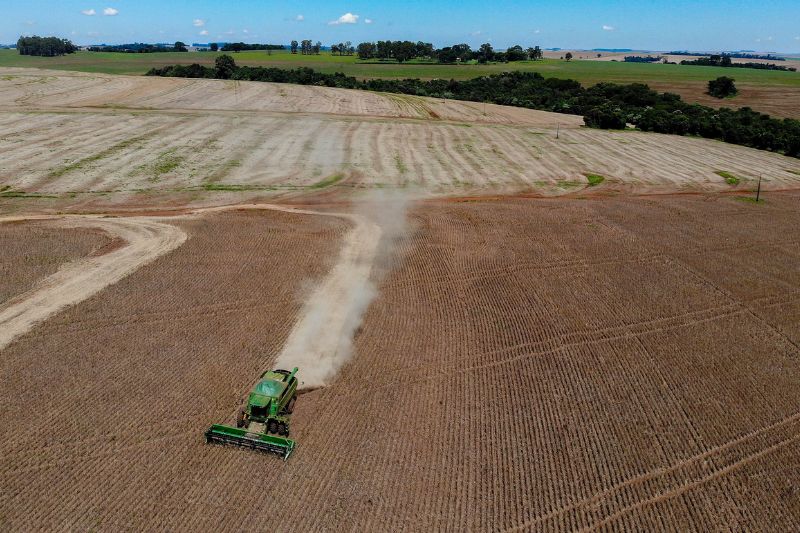 Paraná Se Destaca com R$ 360 Milhões em Financiamentos do BRDE Paraná Se Destaca com R$ 360 Milhões em Financiamentos do BRDE