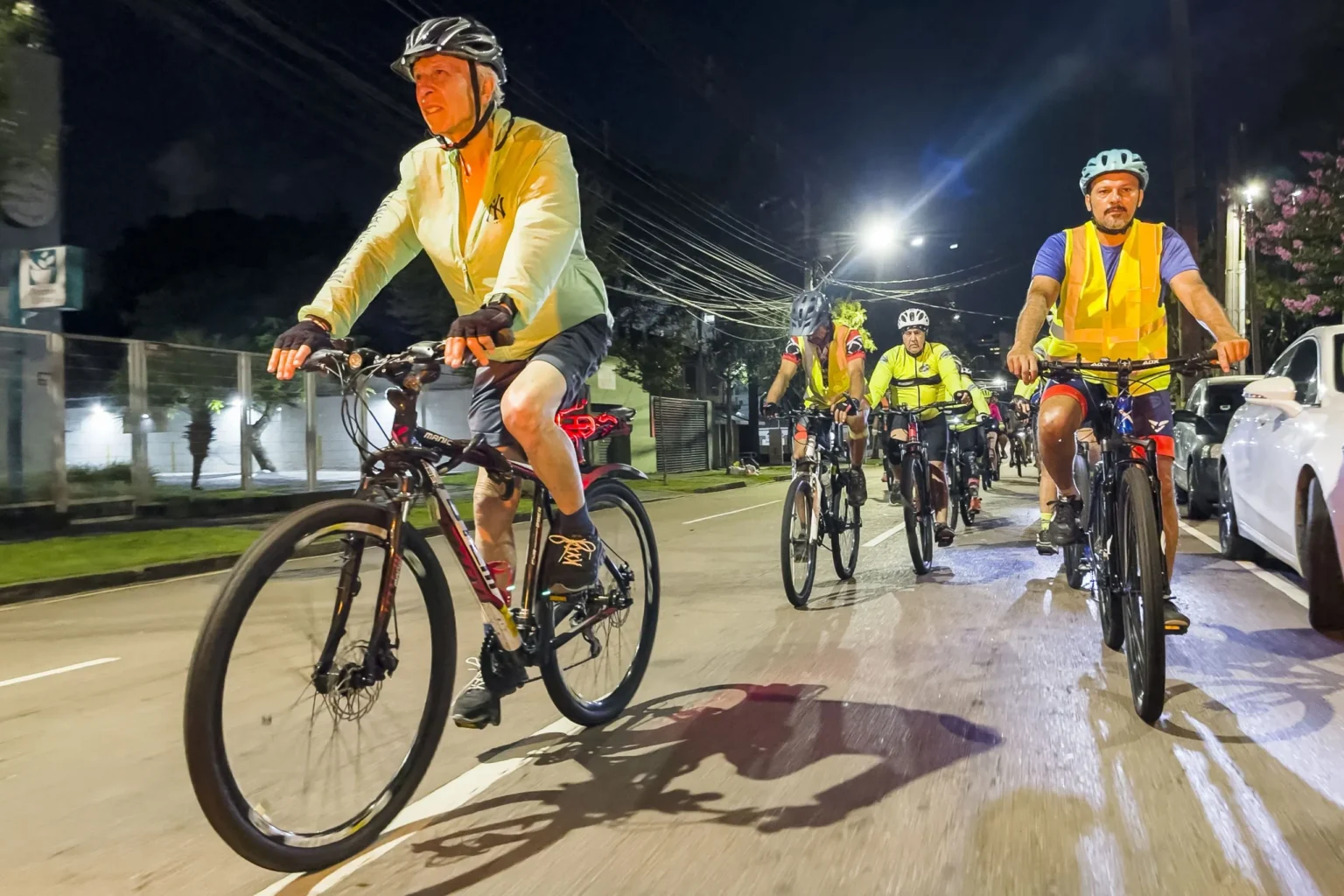 Pedala Curitiba Noturno: Retorno com Saídas Gratuitas Três Vezes por Semana