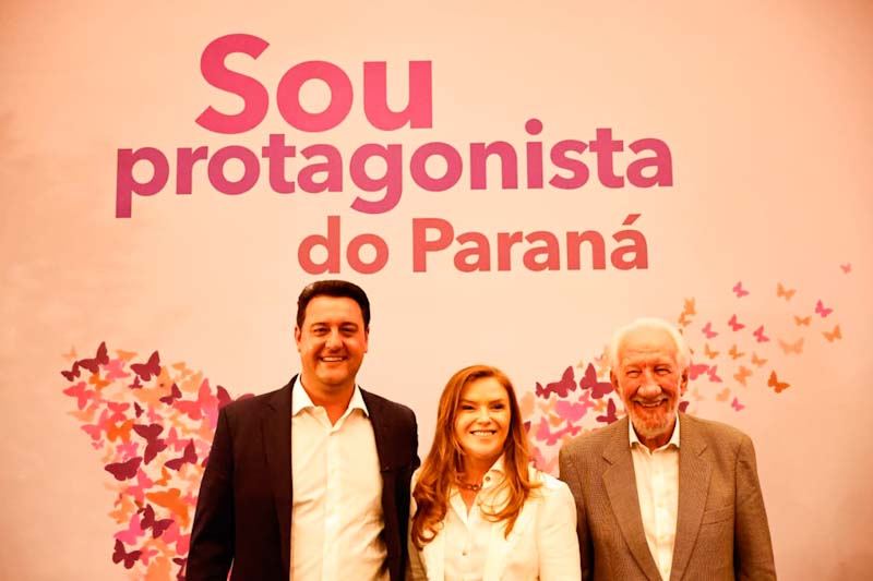 Ratinho Junior Inaugura Evento ‘Paraná Unido Pelas Mulheres’ e Reforça Políticas de Igualdade Ratinho Junior Inaugura Evento 'Paraná Unido Pelas Mulheres' e Reforça Políticas de Igualdade