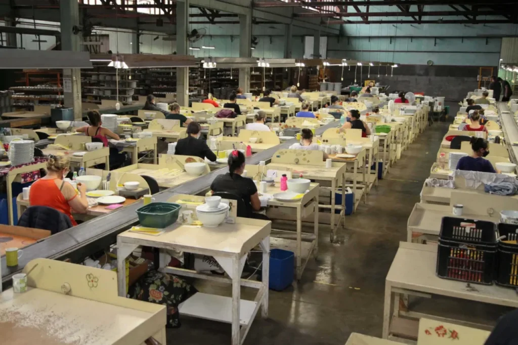 Redução da Jornada de Trabalho: Impacto em 1,17 milhão de Trabalhadores no Paraná