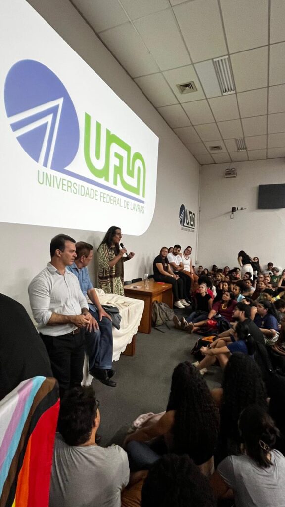 UFLA Promove Debate sobre Educação com a Deputada Duda Salabert