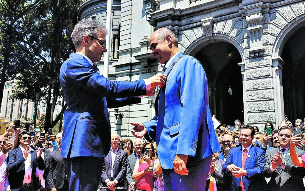 Vice-governador Mateus Simões assume desafios de administração em Minas Gerais após renúncia de Zema Vice-governador Mateus Simões assume desafios de administração em Minas Gerais após renúncia de Zema