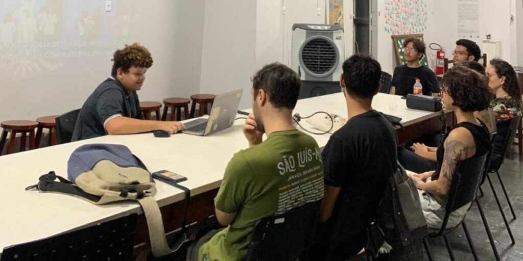 Agenda Cultural de Abril da Escola de Artes Visuais Promete Surpresas