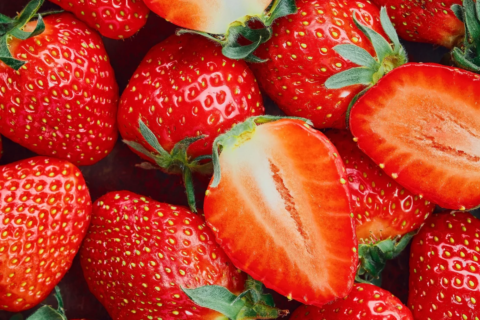 Crescimento das Importações de Morango do Egito Gera Preocupação entre Produtores Brasileiros