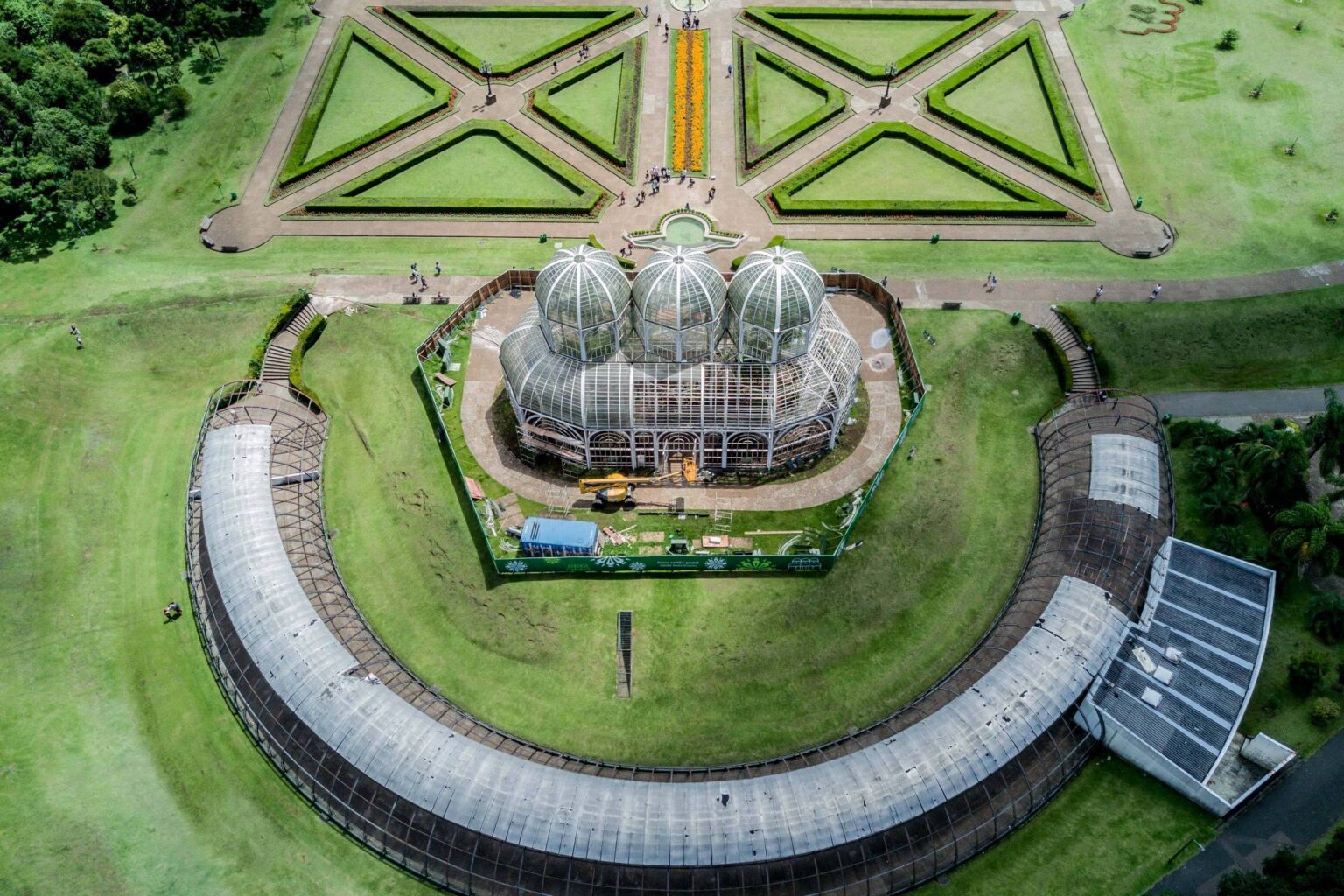 Descubra Curitiba em 3 Dias: A Metrópole com Alma Interiorana