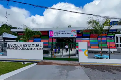 Governo do Amapá anuncia 38,93% de reajuste salarial para educadores em nova gestão Governo do Amapá anuncia 38,93% de reajuste salarial para educadores em nova gestão