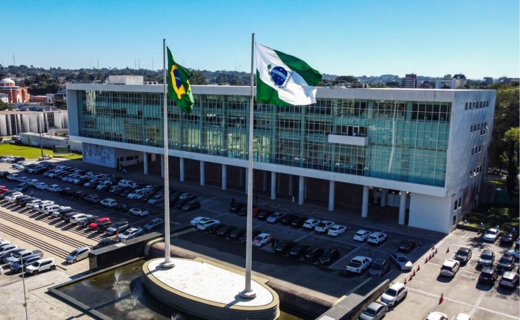 MDB Lança Pré-Candidaturas ao Senado e Governo do Paraná com Nomes de Peso