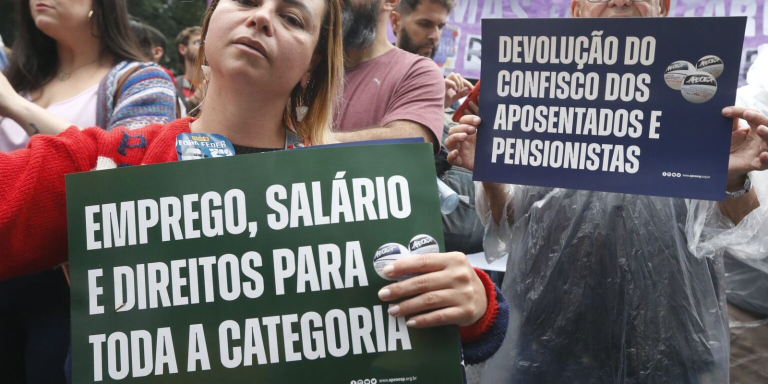 Paralisação dos Professores de SP: Movimentação por Direitos e Melhorias