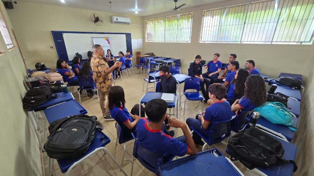 Seminário 'Cultura é Muita Onda' Promove Diálogo Sobre Economia Criativa em Santarém