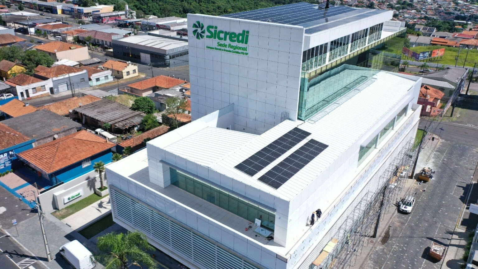 Sicredi e Castrolanda: Inauguração de Atendimento Financeiro Integrado em Castro