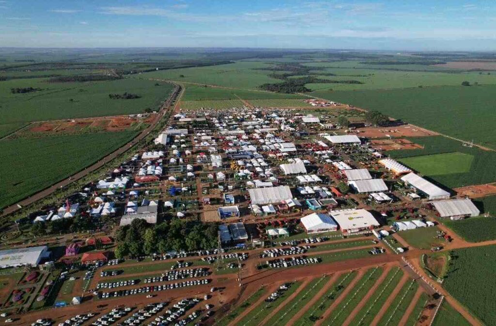 Tecnoshow Comigo 2026: A Feira Que Promete Revolucionar o Agronegócio no Centro-Oeste Tecnoshow Comigo 2026: A Feira Que Promete Revolucionar o Agronegócio no Centro-Oeste
