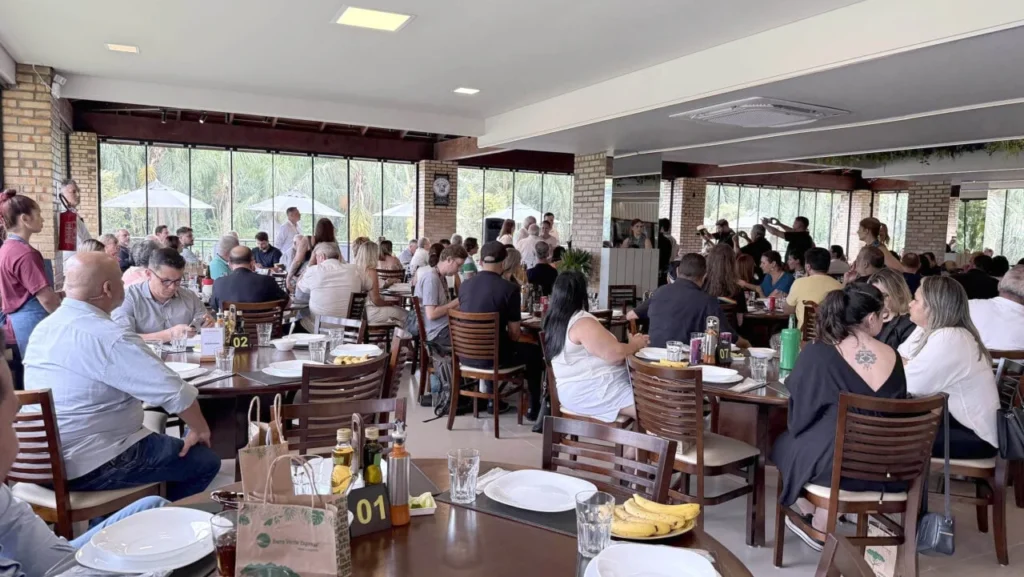 Setor de turismo no Paraná registra crescimento de empregos em 2025