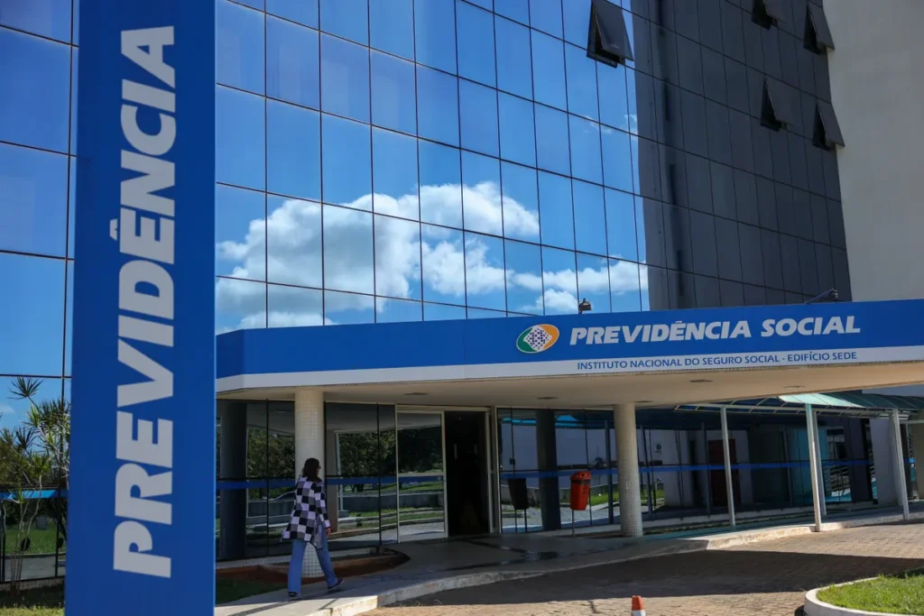 PF Investiga Delação de Ex-Procurador do INSS que Pode Revelar Fraudes