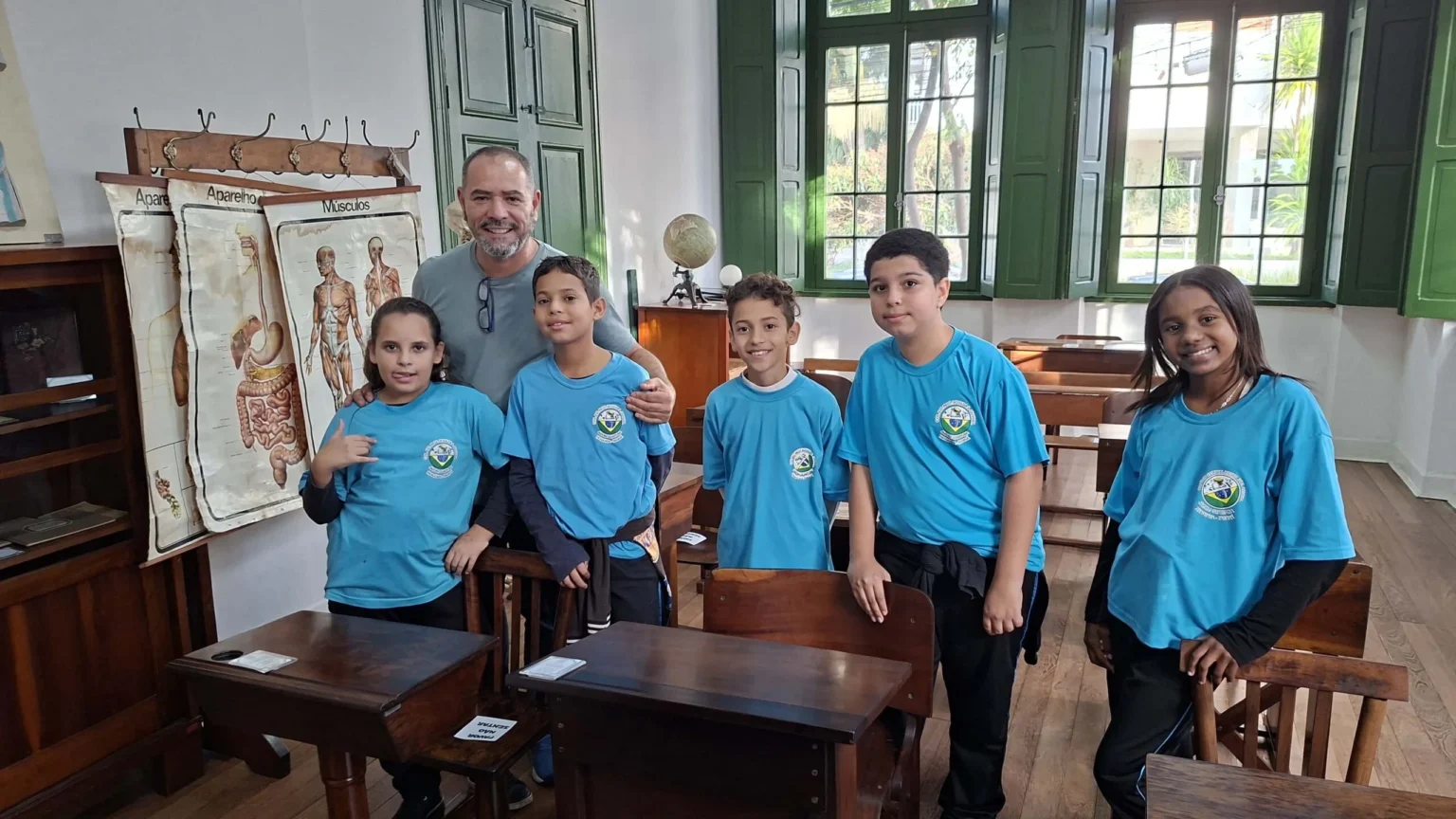Museu da Escola Paranaense: 5 Benefícios da Visita para Estudantes em Curitiba