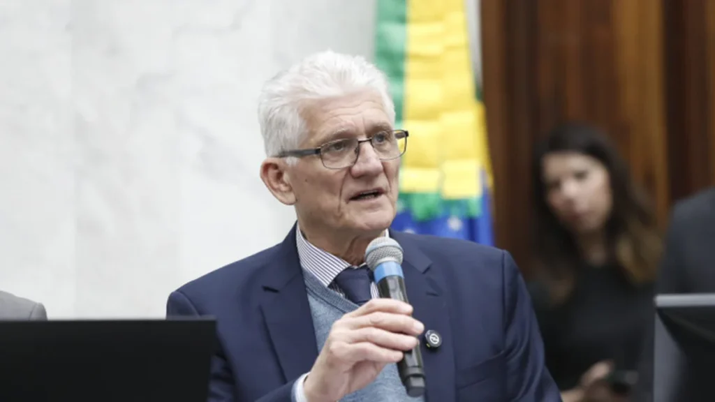 Paraná supera metas constitucionais de saúde e educação no 1º quadrimestre de 2026