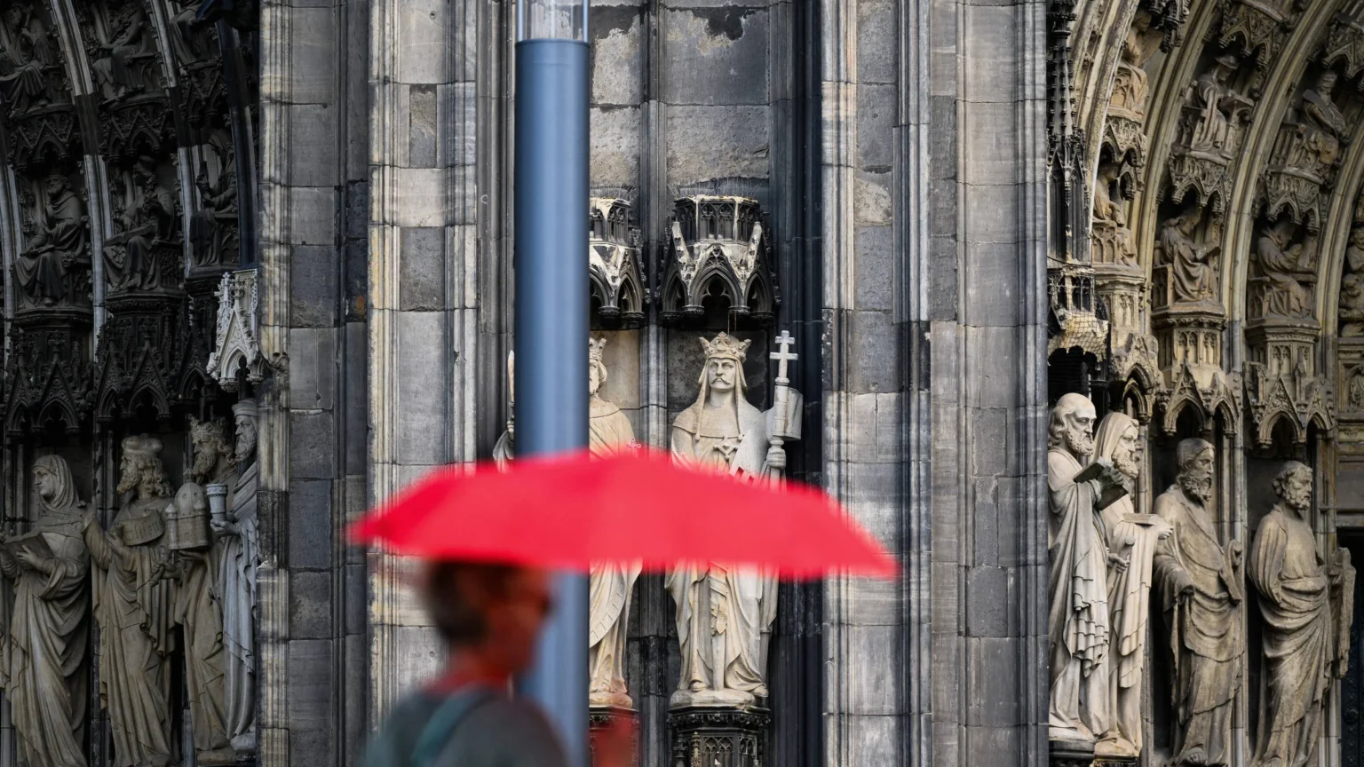 Onda de Calor Extrema no Leste Europeu: Recordes e Impactos na Saúde